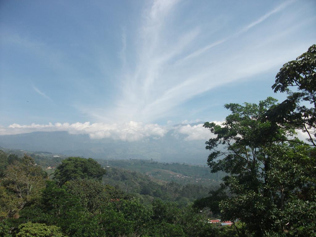Green Mountain And Lodge Turrialba Bagian luar foto