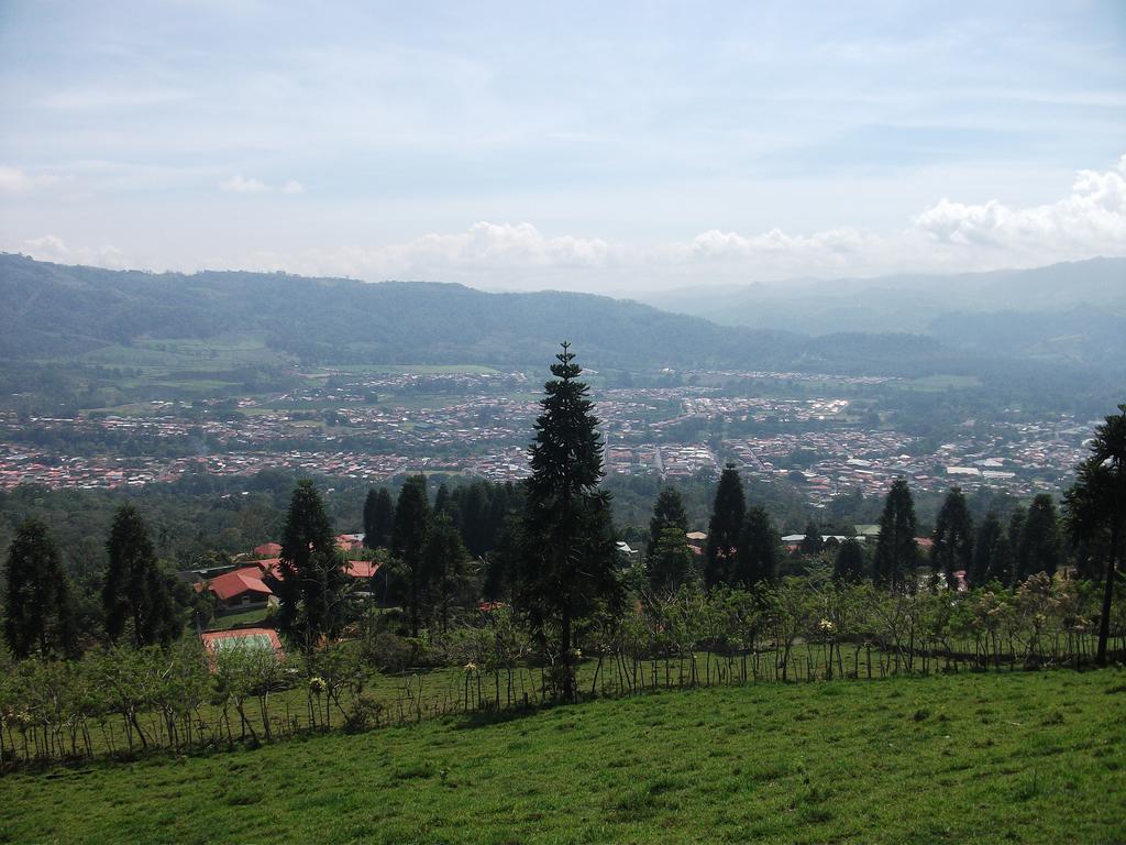 Green Mountain And Lodge Turrialba Bagian luar foto